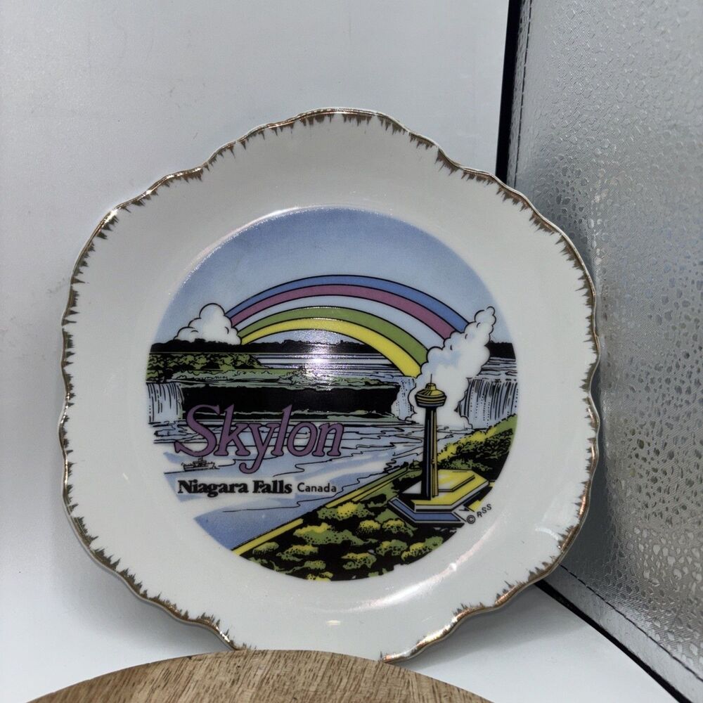 Rare Vtg. Niagara Falls Canada Skylon Souvenir Plate Gold Rim 7.5" Decor Preown